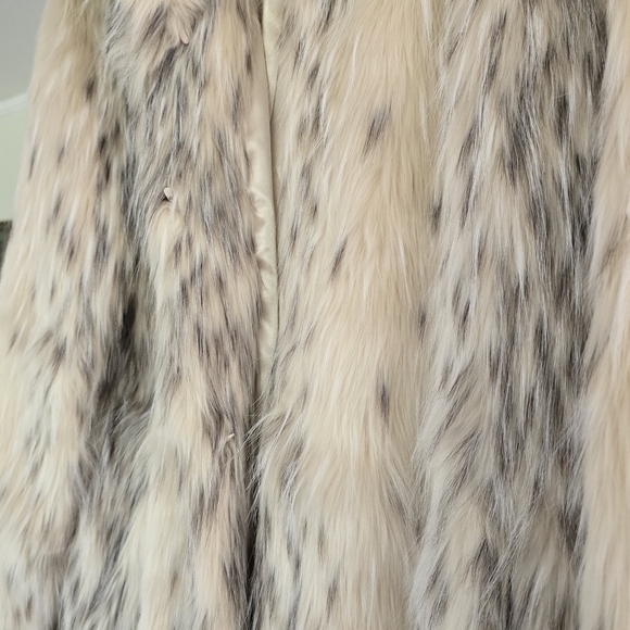 Cream Faux Fur Coat - Picture 3 of 6